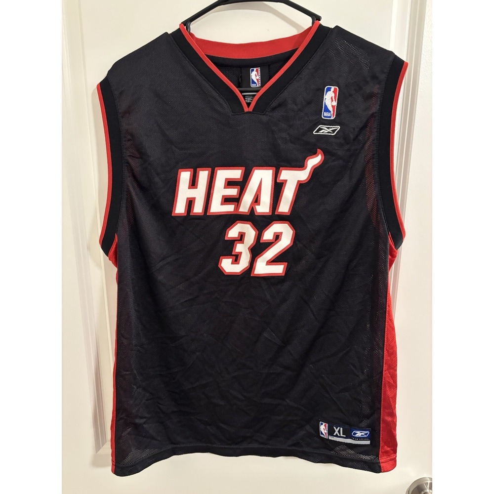 VTG Reebok Black Miami Heat Shaquille O'Neal #32 Size Youth XL EUC